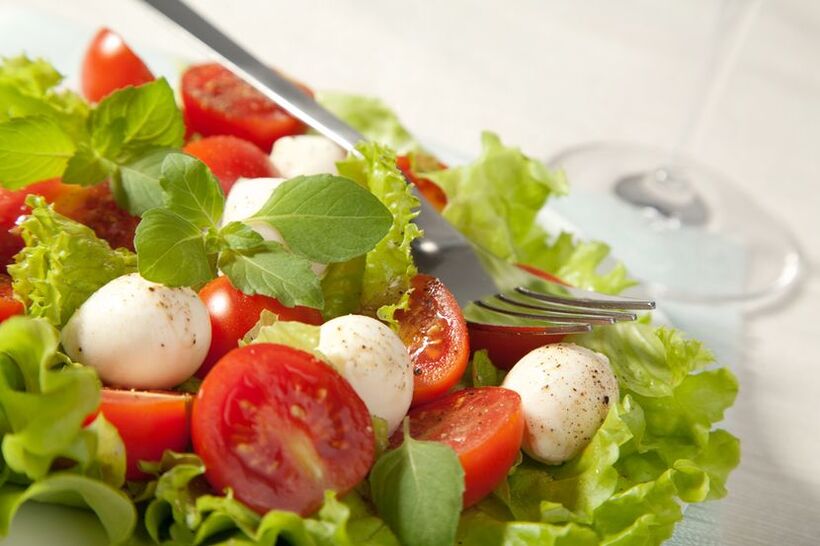 Salade de légumes pour le régime Dukan